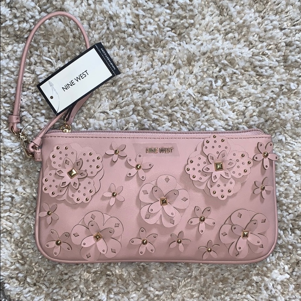 NINE WEST wristlet